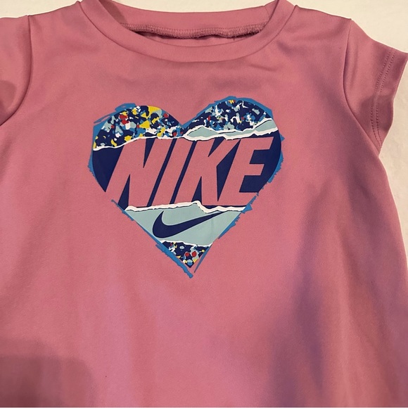 Nike Dri-Fit Tunic Size 12 Months Girl Top Pink 100% Polyester Great Condition - Picture 2 of 5